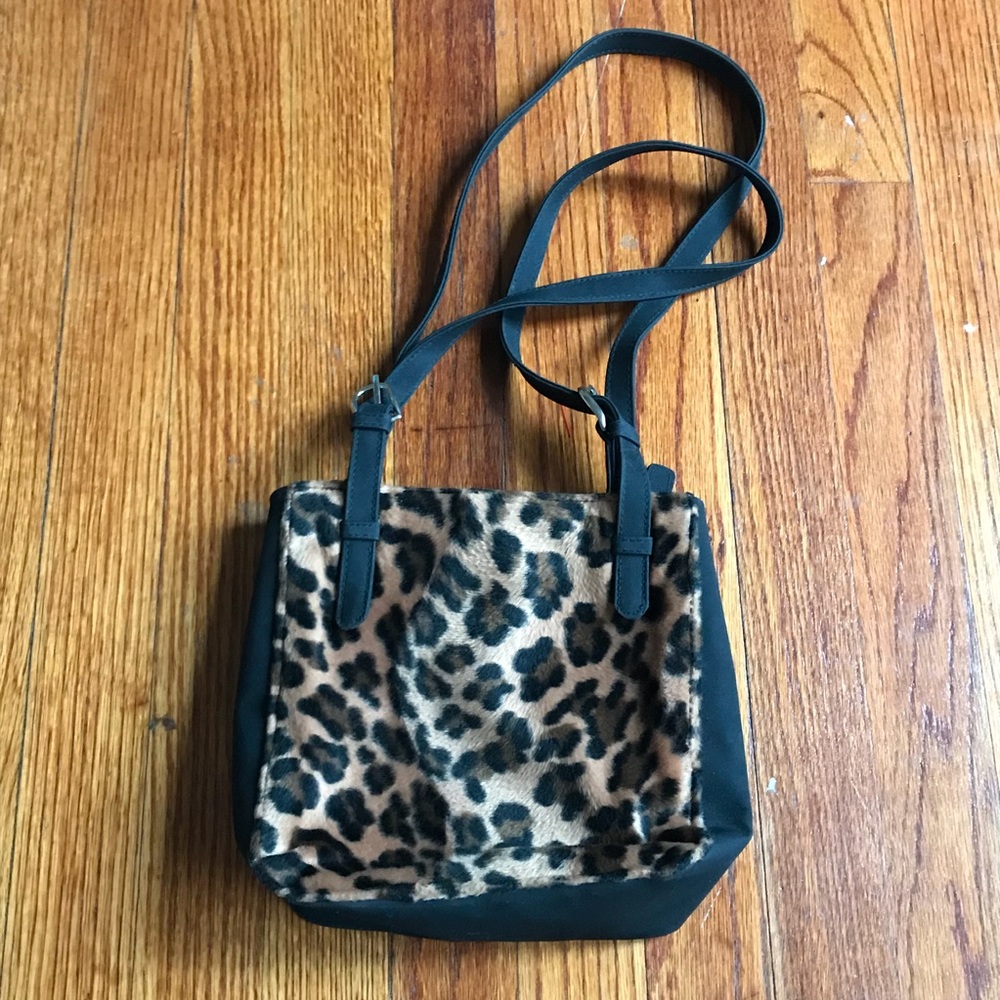 Vintage leopard bag